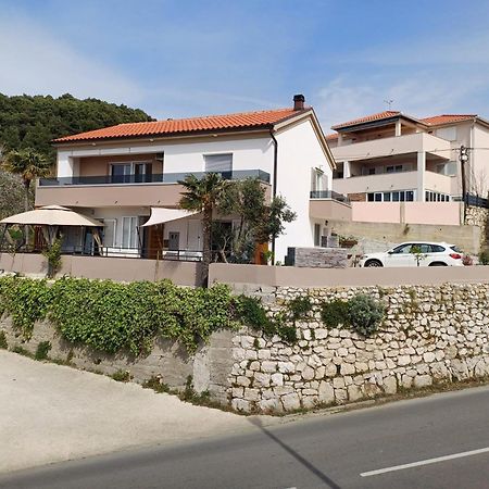 Apartments Jelka Banjol Extérieur photo