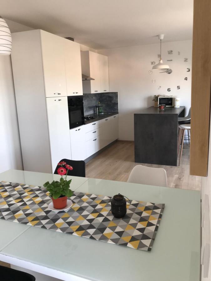 Apartments Jelka Banjol Extérieur photo
